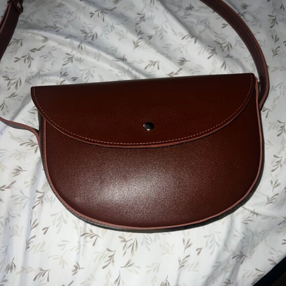 NWOT TeploLeather Half moon leather bag - Picture 3 of 6